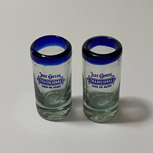 NEW Jose Cuervo Tradicional Set of 2 Shot Glasses - Picture 7 of 7